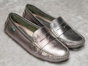 Eastland Patricia Silver Metallic Penny Loafer Driving Mocassins Womens Size 6.5